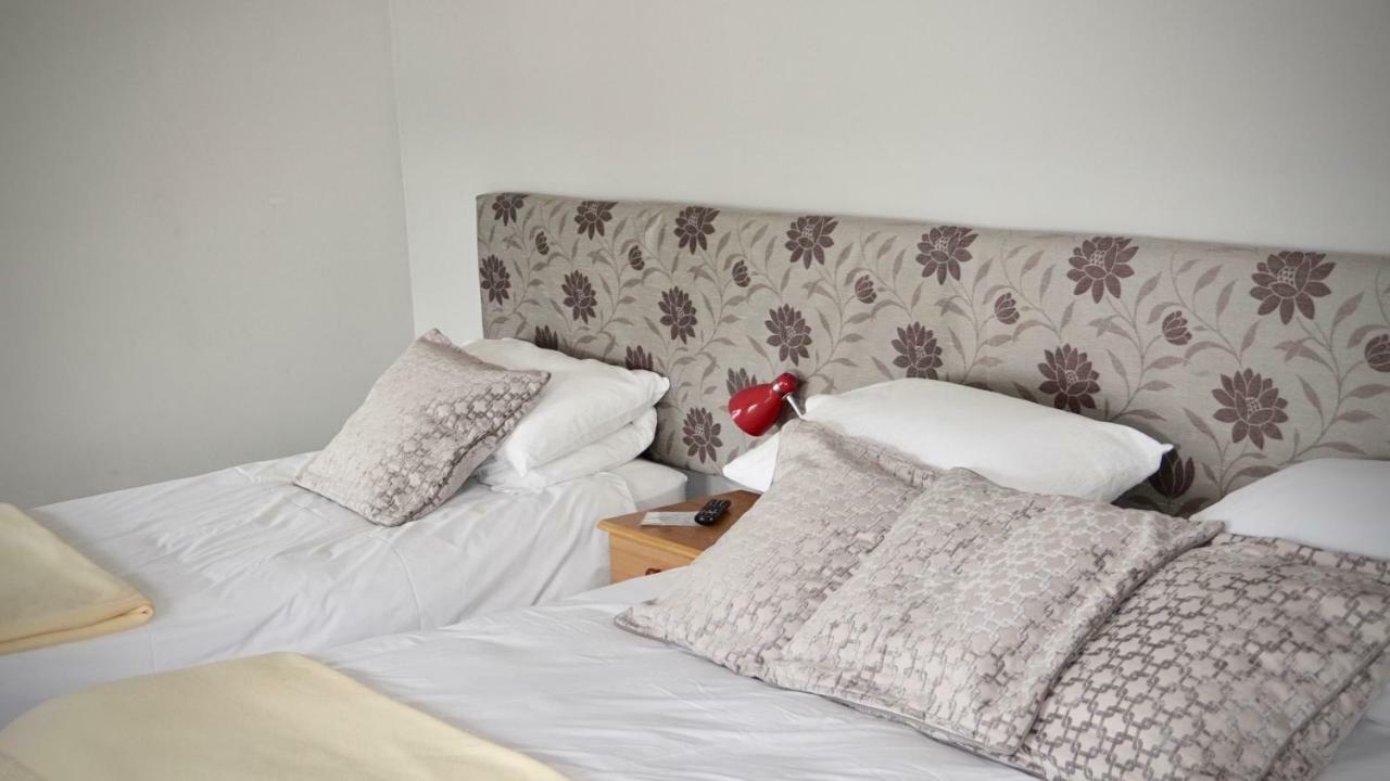 Cartron House Bed & Breakfast Ballinakill  ภายนอก รูปภาพ