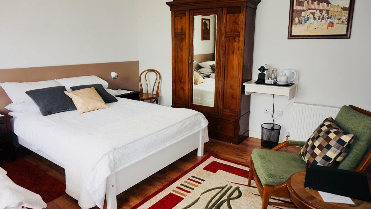 Cartron House Bed & Breakfast Ballinakill  ภายนอก รูปภาพ