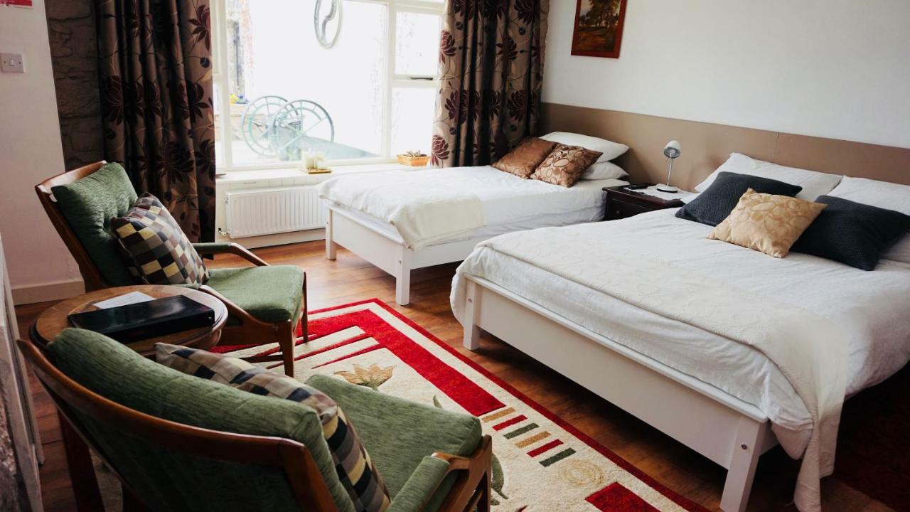 Cartron House Bed & Breakfast Ballinakill  ภายนอก รูปภาพ